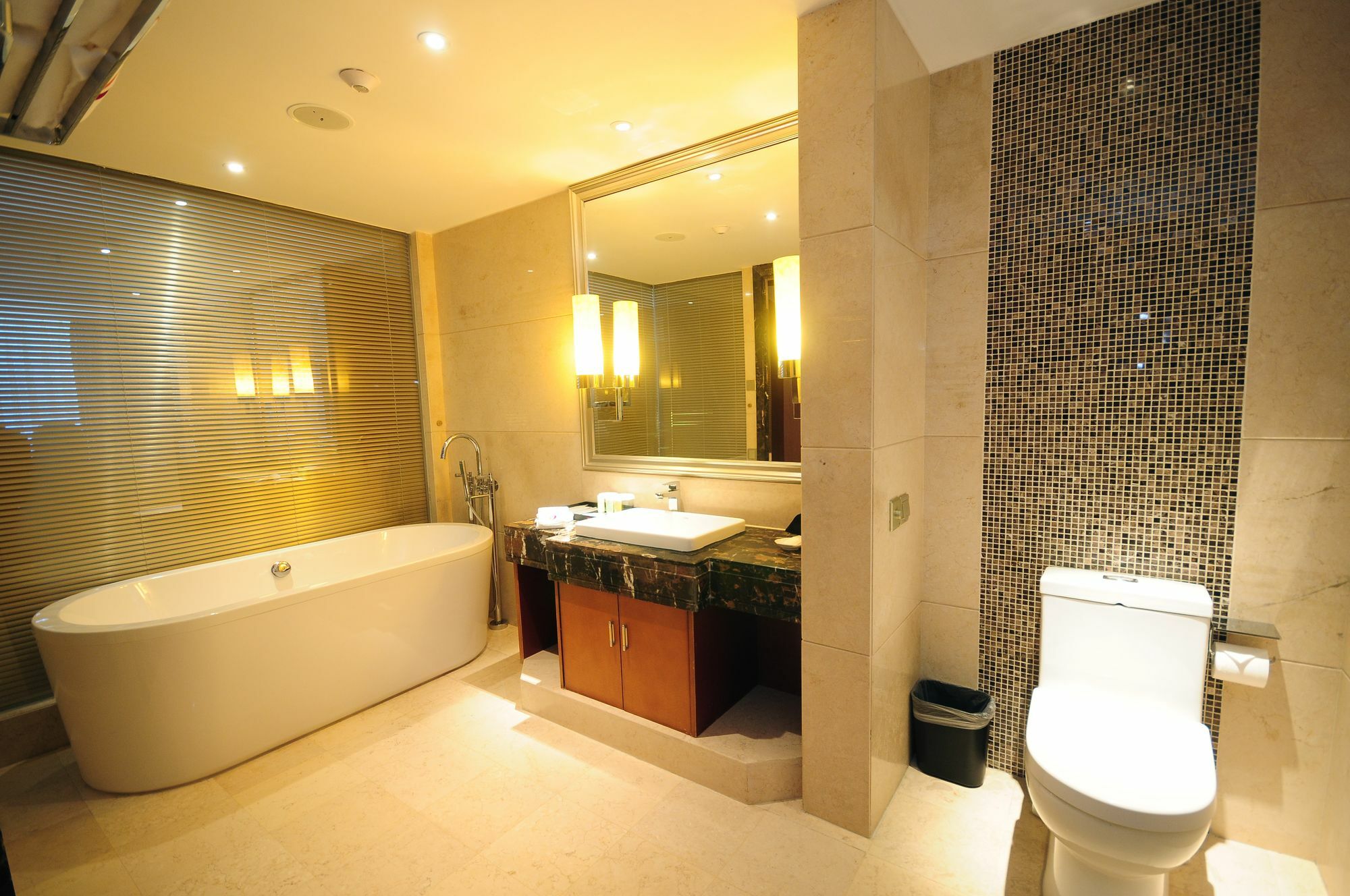 Airport Jianguo Hotel Čcheng-tu Exteriér fotografie
